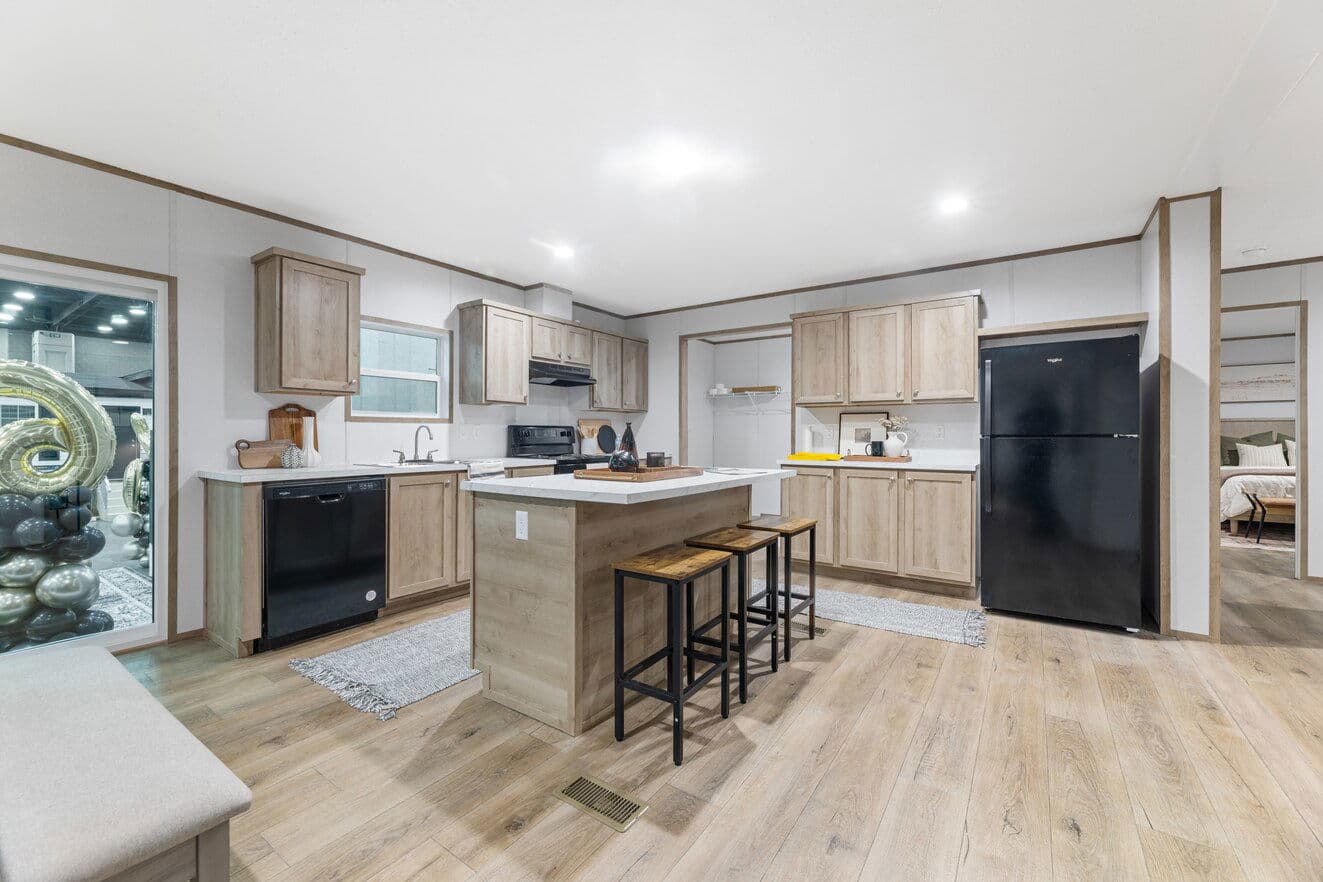 Phoenix 32563a kitchen home features