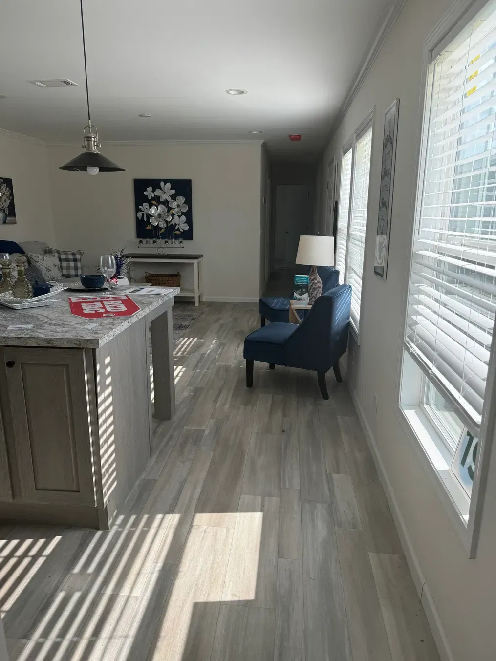 Cool breeze interior home features