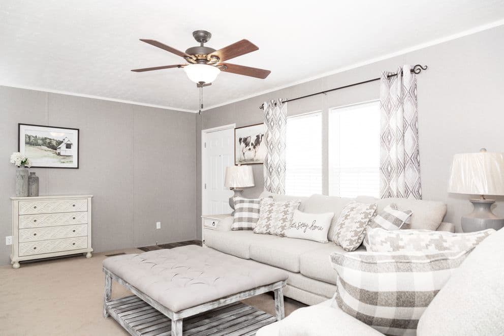 Tradition 76c interior home features