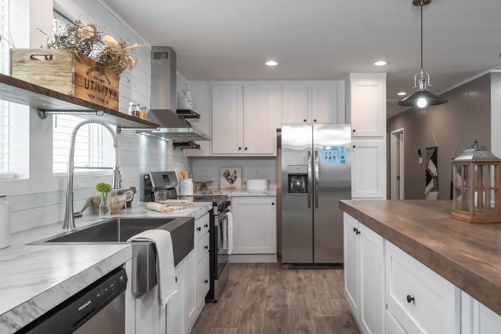 The reserve 60 kitchen home features