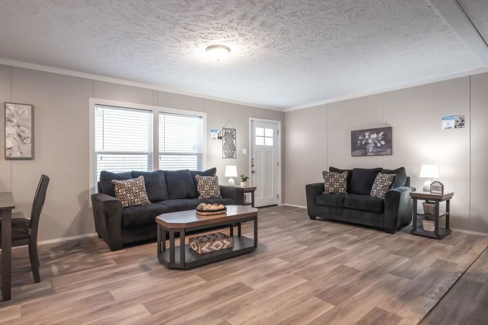 The fusion 48f interior home features