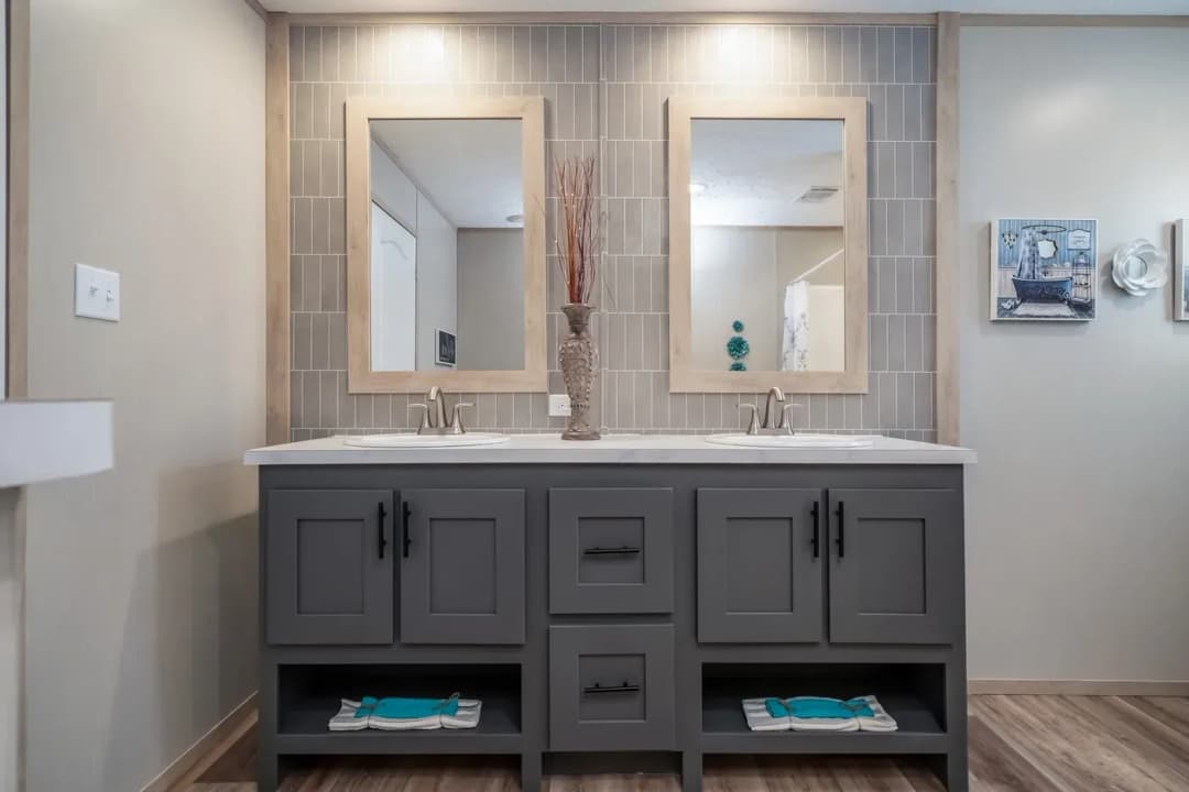 Rio bathroom home features