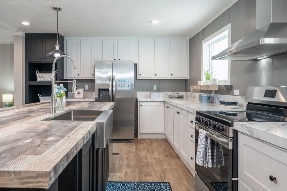 The fusion 68 kitchen home features