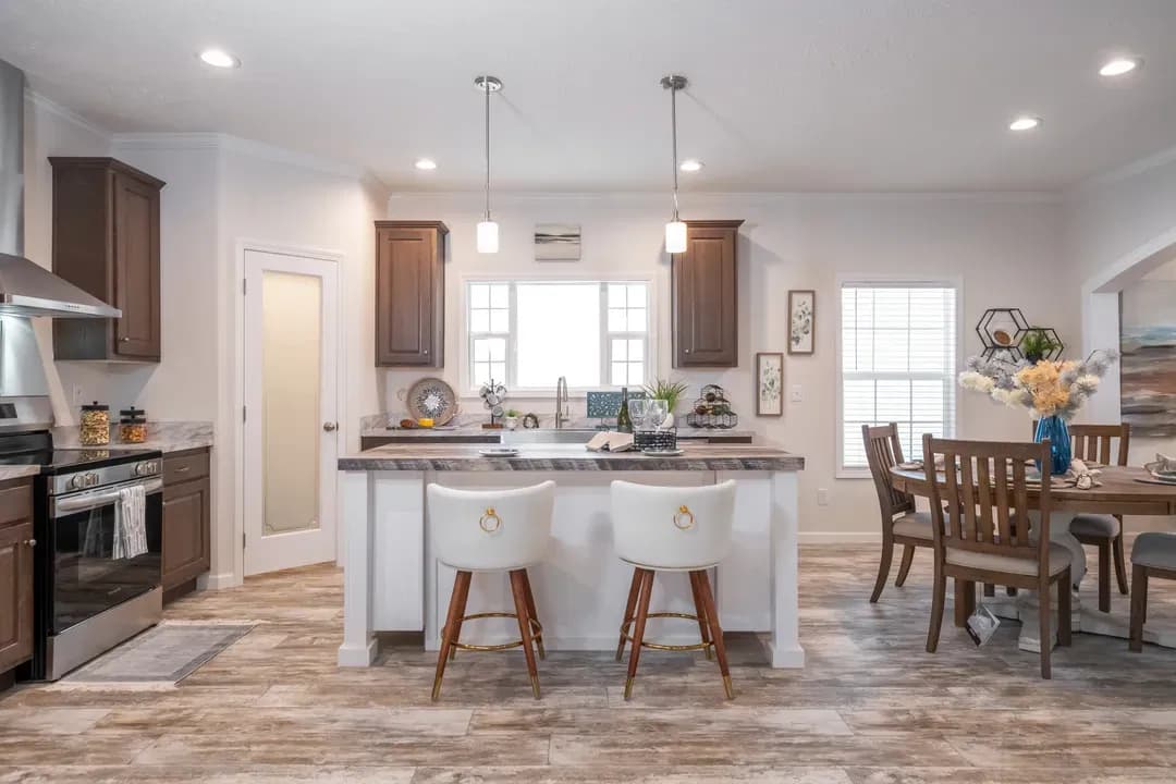 1444 carolina interior home features