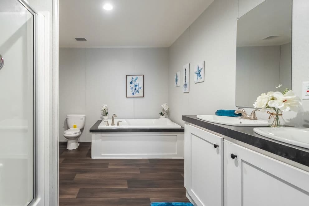 The eagle 48 bathroom home features
