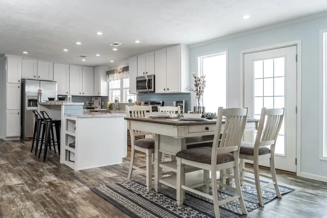 The leahy interior home features