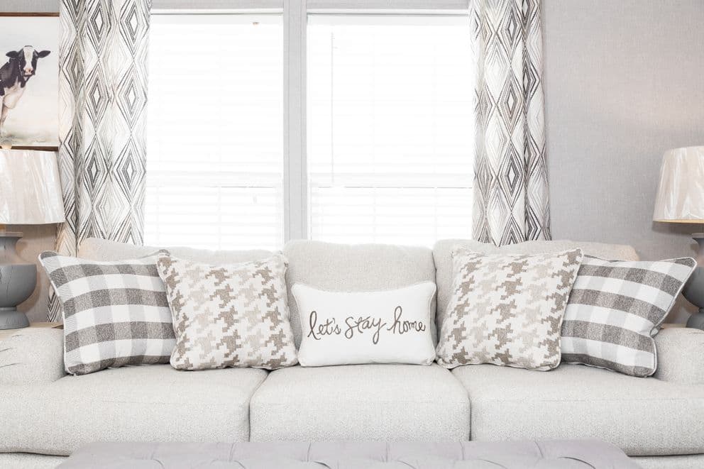 Tradition 76c interior home features