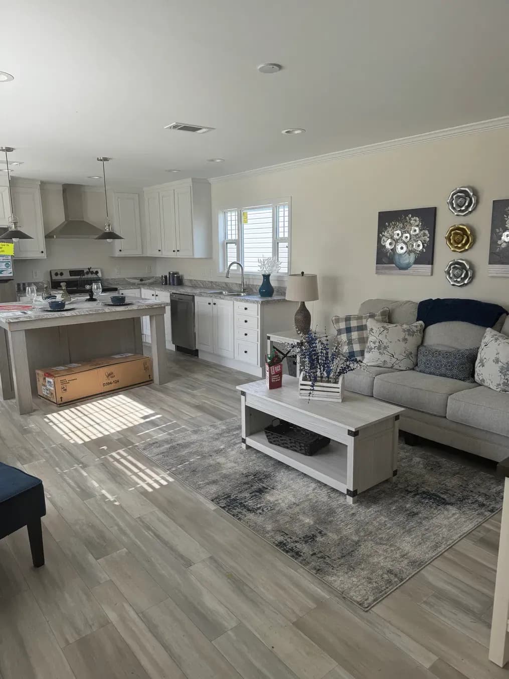 Cool breeze interior home features