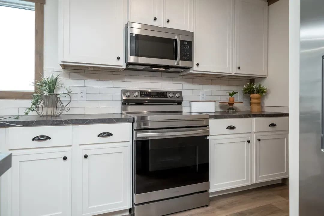 The lizzie kitchen home features