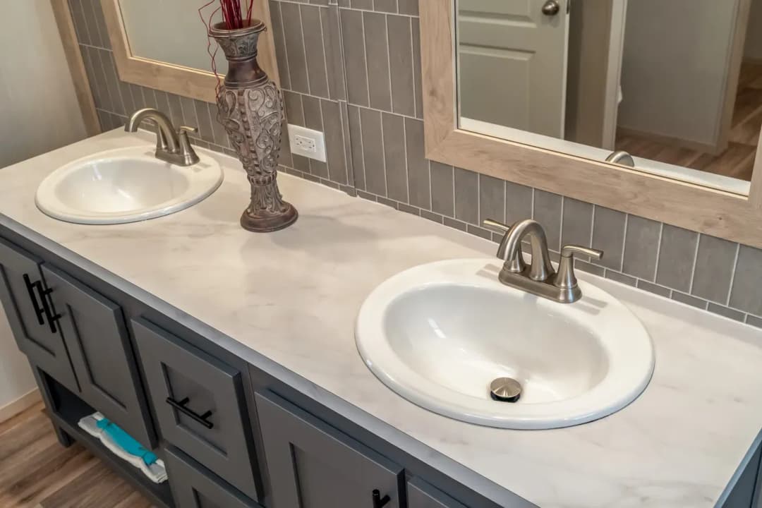 Rio bathroom home features