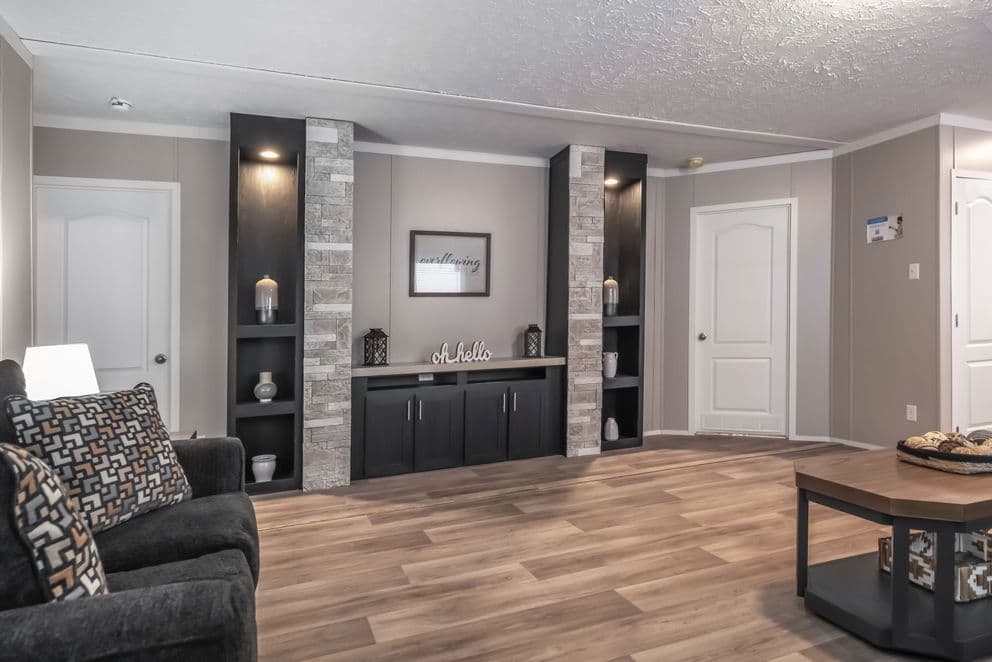 The fusion 48f interior home features